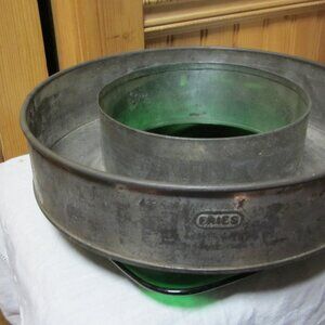 ANTIQUE PRIMITIVE FARM DECOR 1800'S CAKE JELLO MOLD PAN 10.5 IN FRIES